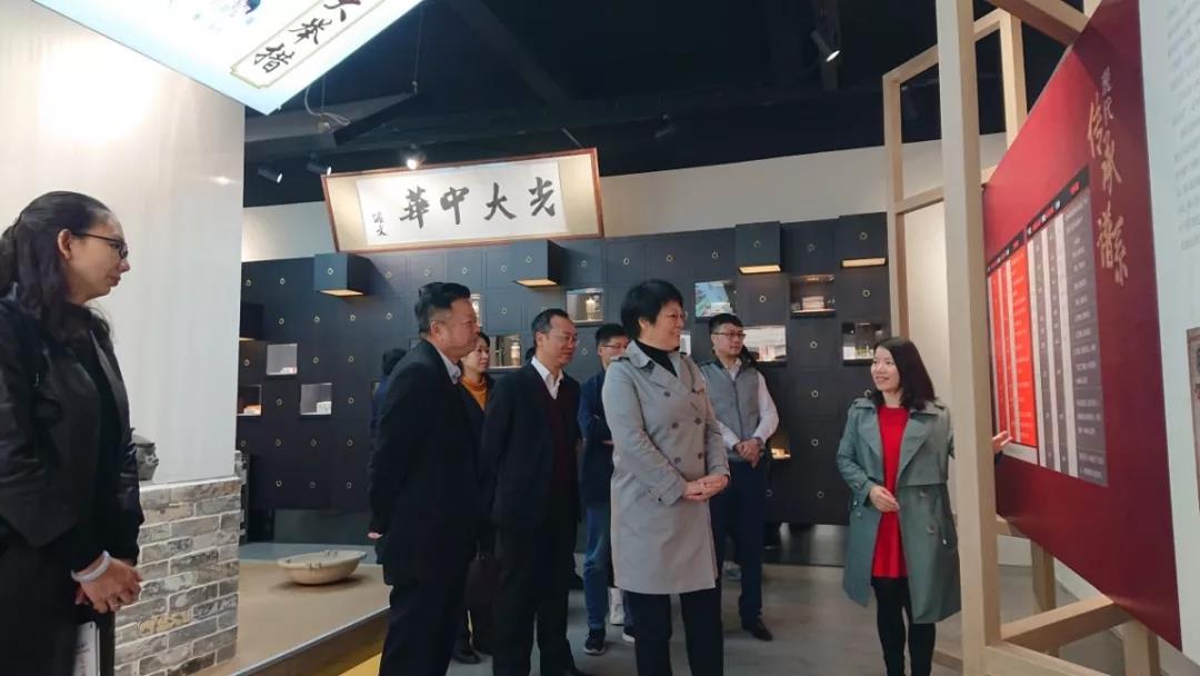 广药集团副总经理、总工程师刘菊妍一行到白云山J9.COM调研科技质量治理工作